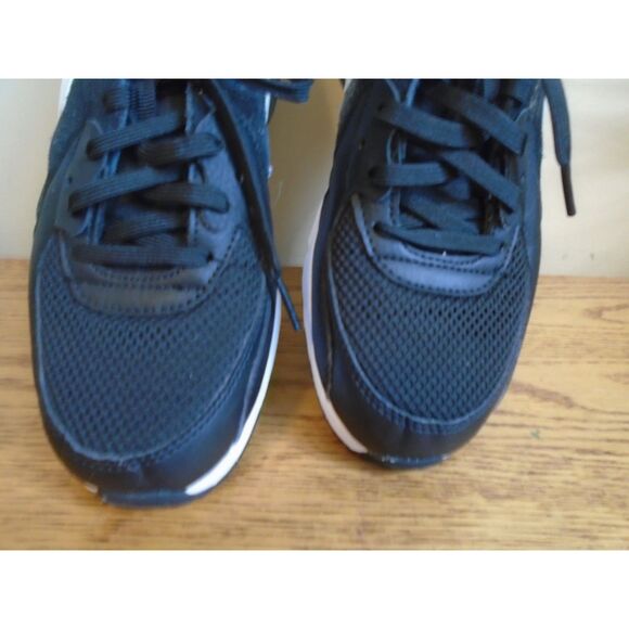 Nike Air Max Excee Mens Black and White Sneakers Size 7.5 Model CD5432-003 - Picture 5 of 9